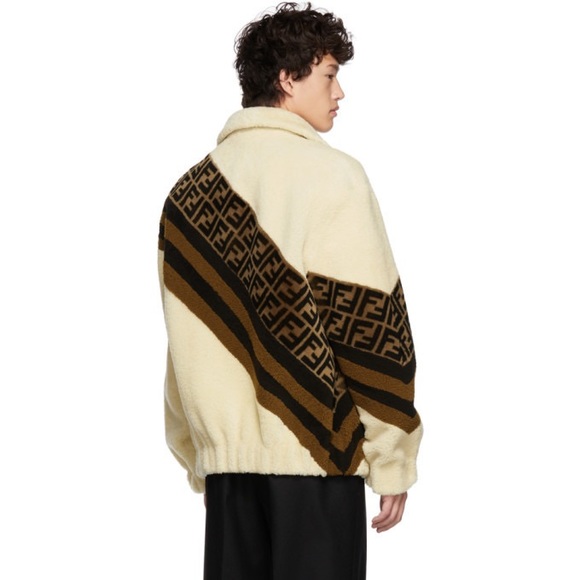 Fendi Beige Forever Fendi Shearling Jacket - barely worn. Like new. - Picture 5 of 5